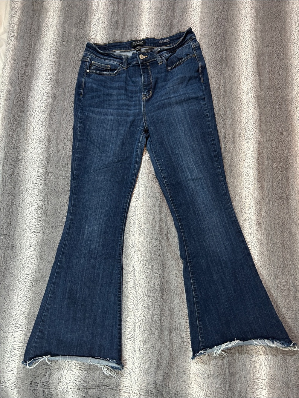 Judy Blue High Waist Raw Hem Flare Jeans Dark Wash Size 13 / 31 (Fits US 14)